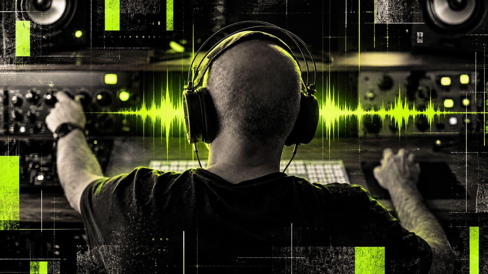 Ingénieur du son au travail chez Audio Linea Studio